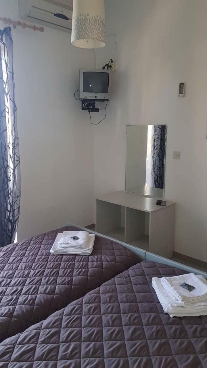 Athina Apartments Tolo Bagian luar foto