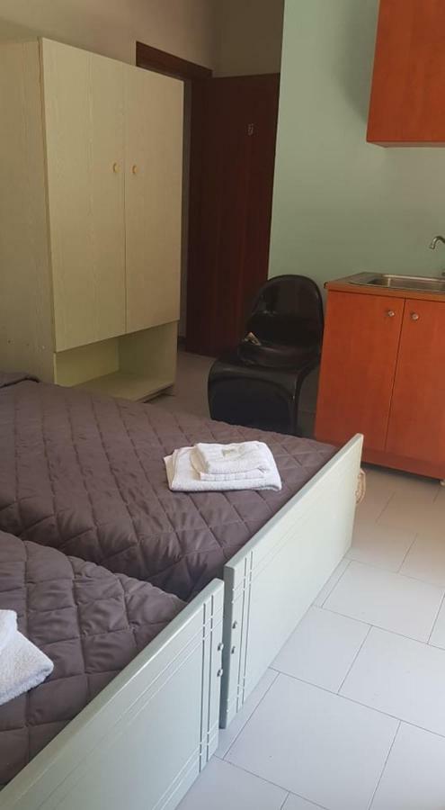 Athina Apartments Tolo Bagian luar foto