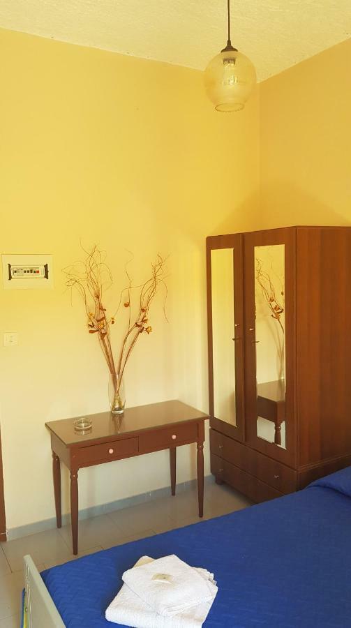 Athina Apartments Tolo Bagian luar foto