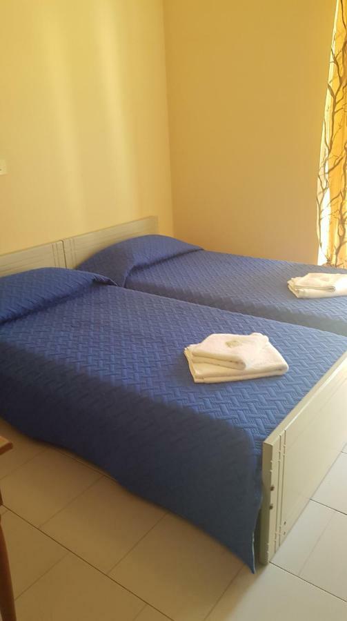 Athina Apartments Tolo Bagian luar foto