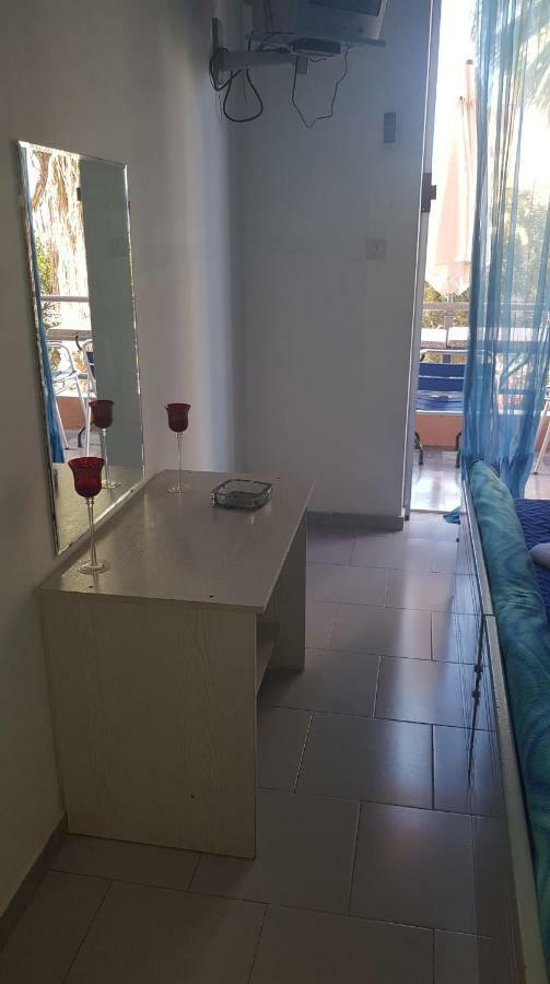 Athina Apartments Tolo Bagian luar foto
