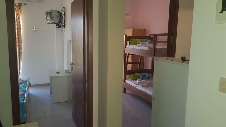 Athina Apartments Tolo Bagian luar foto