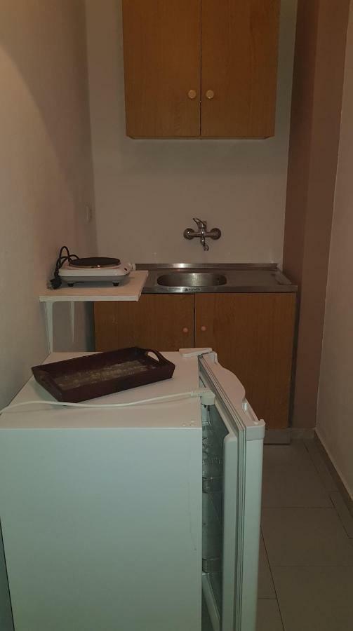 Athina Apartments Tolo Bagian luar foto
